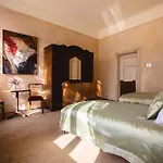 Dwor - House Of Rosenthal * Podstolice