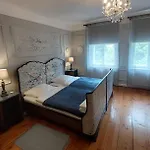 Villa Dwor - House Of Rosenthal Podstolice