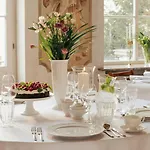 Dwor - House Of Rosenthal Villa