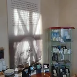 Dwor - House Of Rosenthal * Podstolice