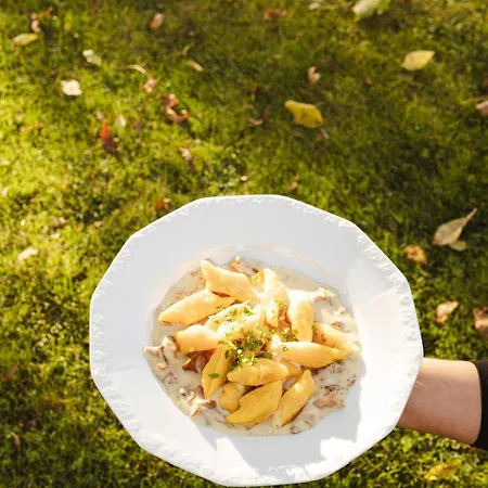 Dwor - House Of Rosenthal