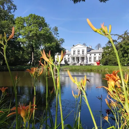 Dwor - House Of Rosenthal Villa Podstolice