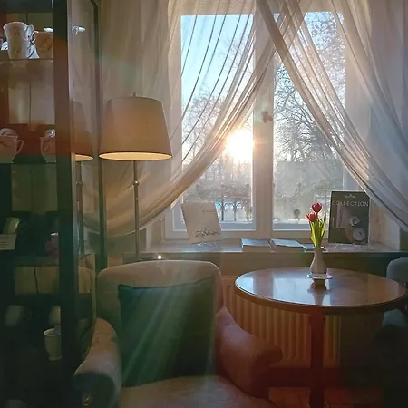 Dwor - House Of Rosenthal Podstolice