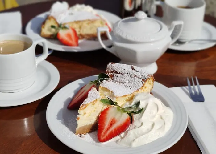 Dwor - House Of Rosenthal *