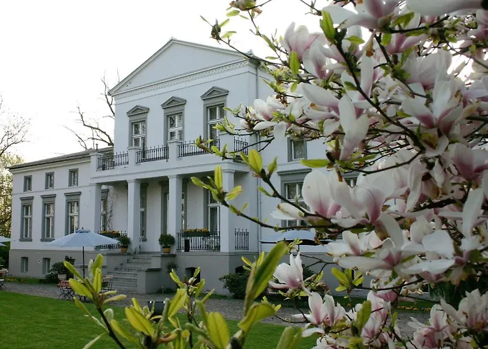 Villa Dwor - House Of Rosenthal