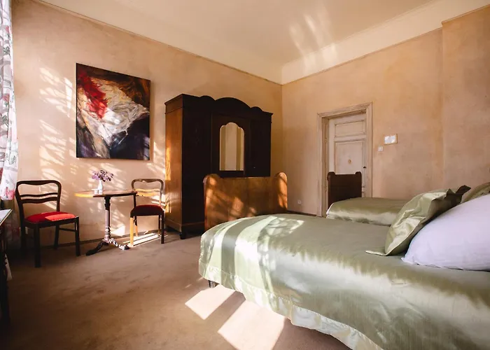 Dwor - House Of Rosenthal * Podstolice