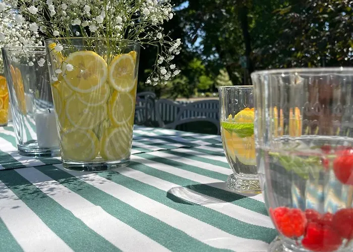 Dwor - House Of Rosenthal Podstolice